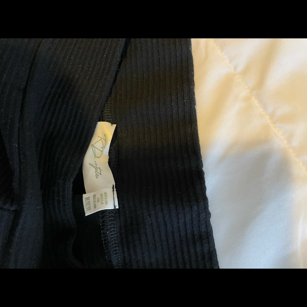 Medium R D style shorts - Picture 4 of 4